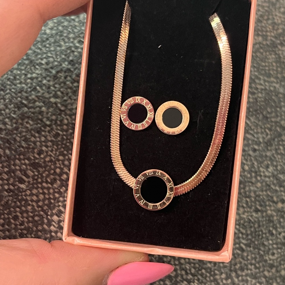 Roman numeral set